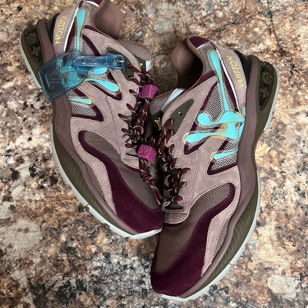 Louis Vuitton Trail Trainer sneaker Aubergine size 10 LV 11.5 12 authentic